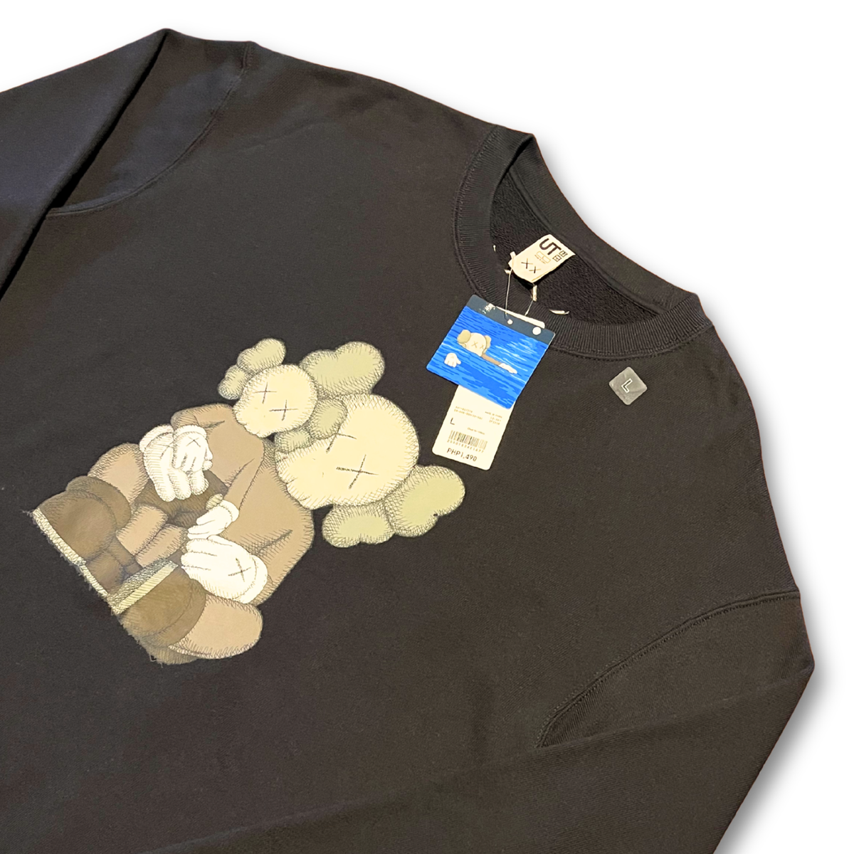KAWS x Uniqlo UT l/s Sweatshirt (L)