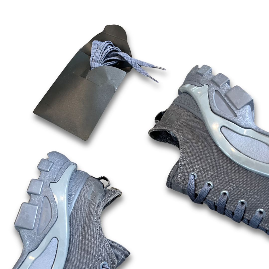 Adidas x Raf Simons Detroit Runner sneakers (US 9)