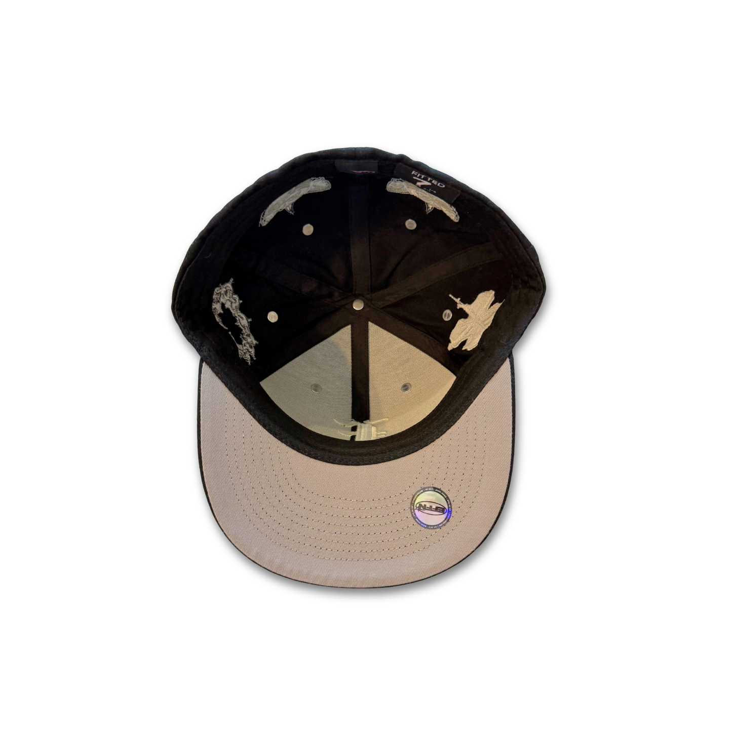 EFFN CLO STUDDED FITTED CAP
