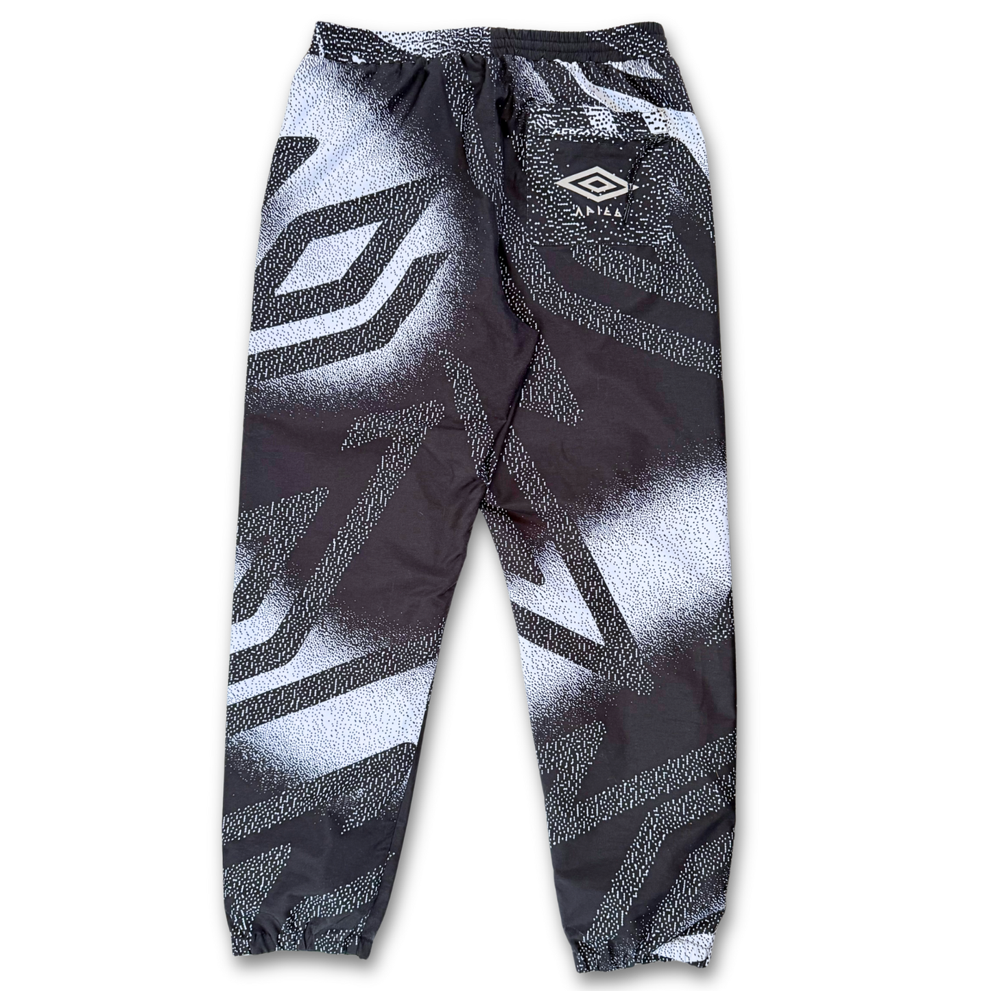 ARISE X UMBRO TRAINING PANTS (34”)