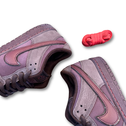Nike SB Dunk Low "City of Love"  (US 10)