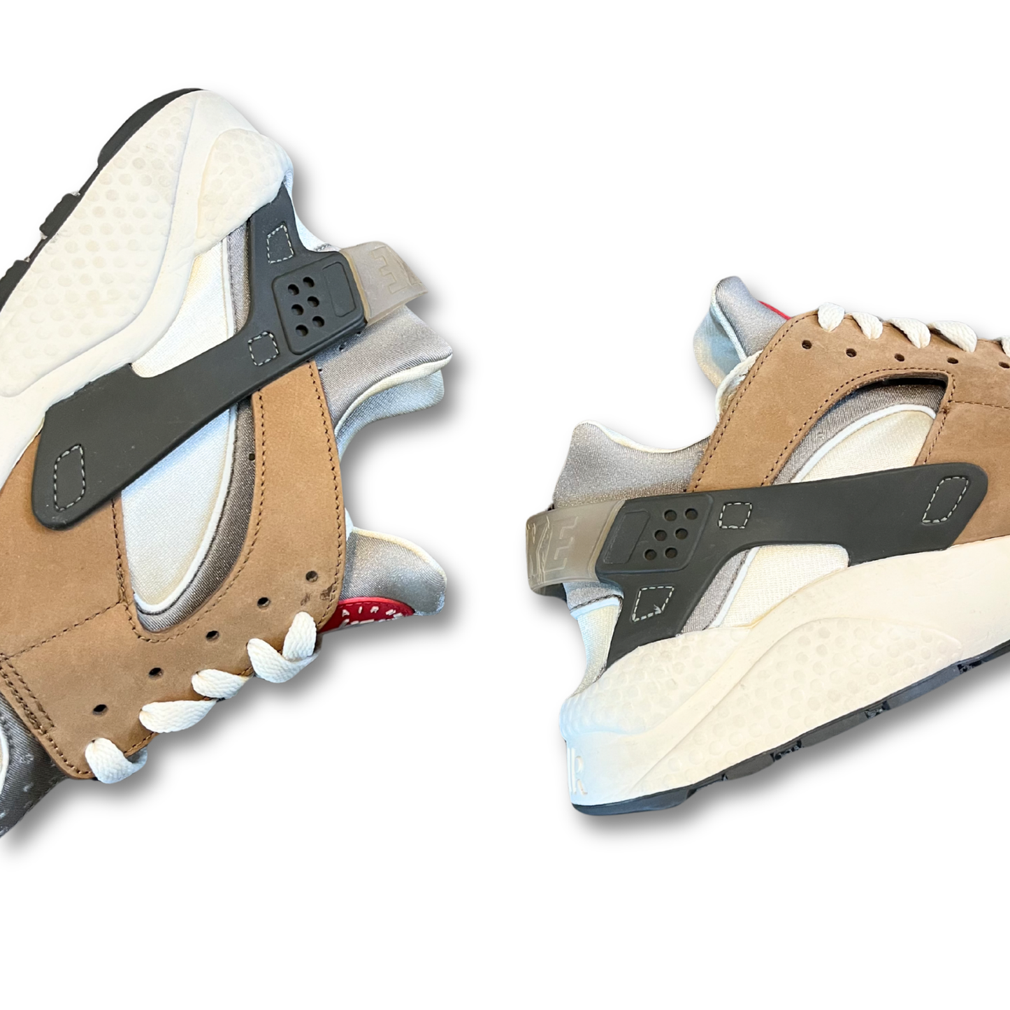 Nike x Stüssy Air Huarache "Desert Oak" (US 10.5)