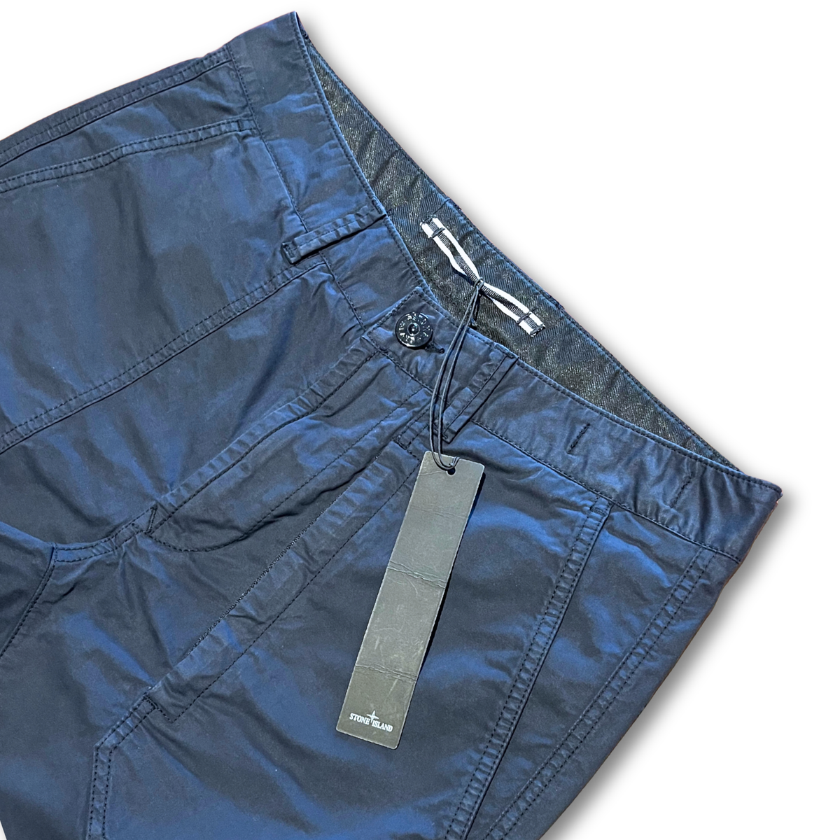 Stone Island Bermuda Comfort Shorts (31")