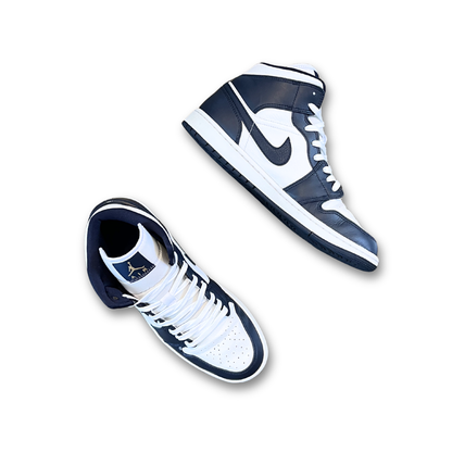Air Jordan 1 Mid 'Obsidian' (US 10.5)
