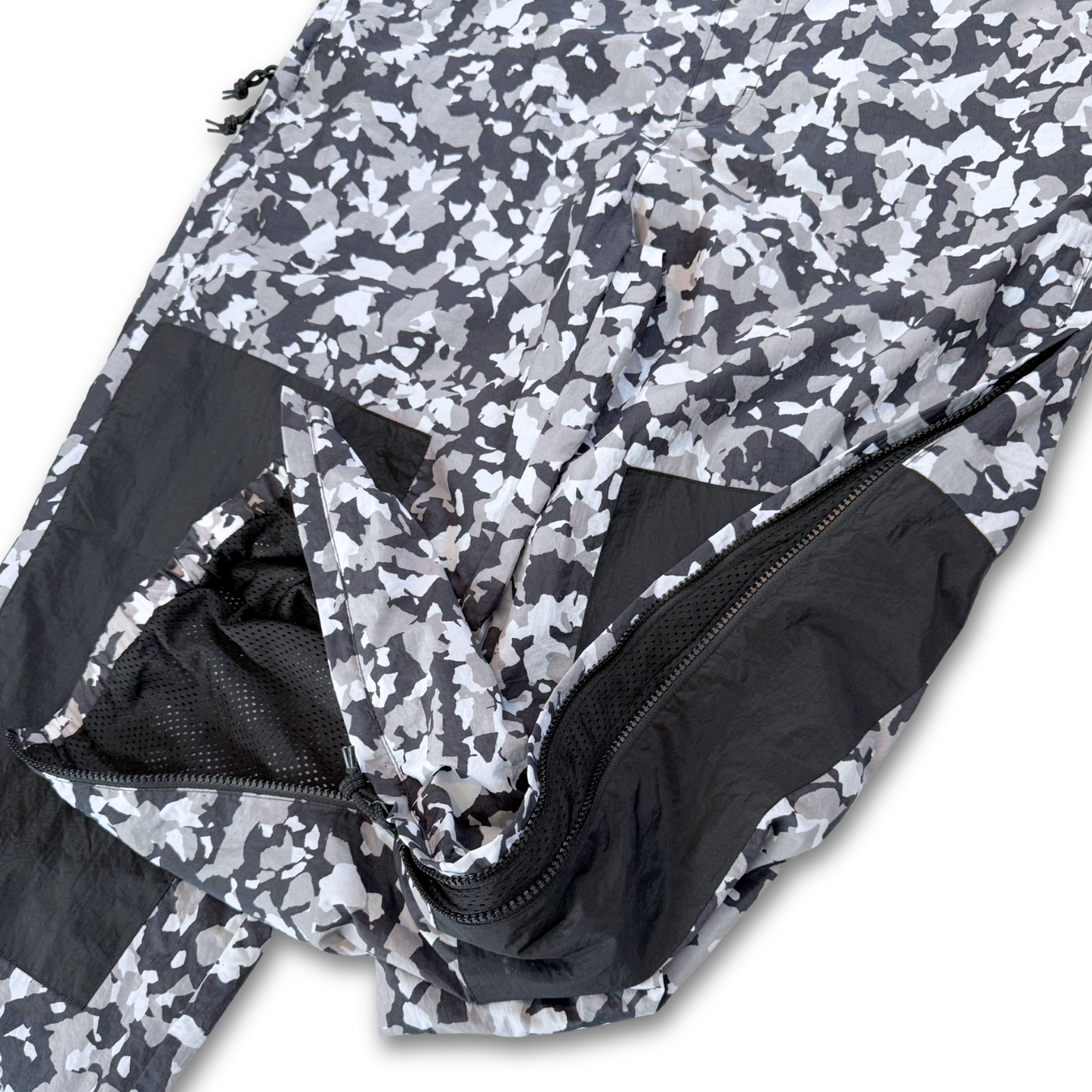 NIKE ACG WOVEN WATERPROOF OVERALLS (M)