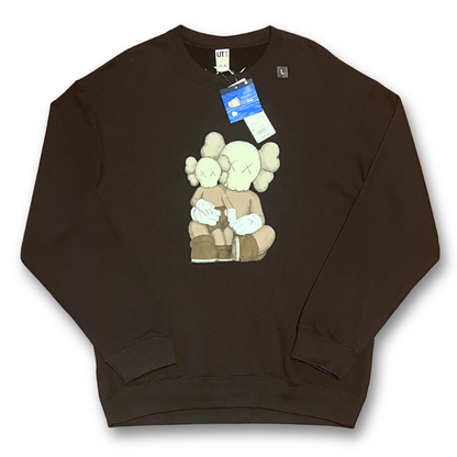 KAWS x Uniqlo UT l/s Sweatshirt (L)
