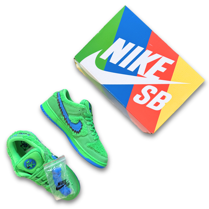Grateful Dead x Nike SB Dunk Low 'Green Bear'