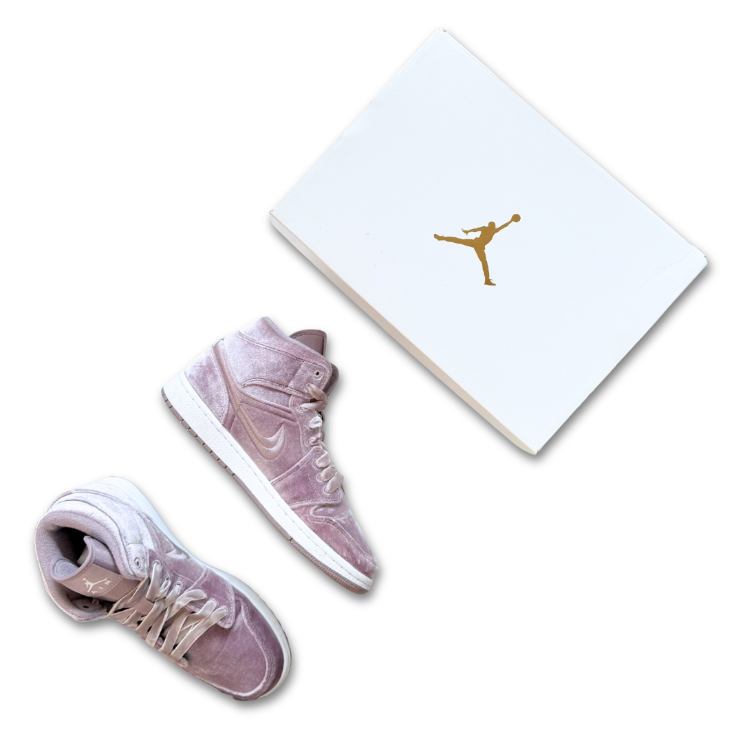 AIR JORDAN 1 MID SE 'PURPLE - VELVET SMOKE' (US W9)