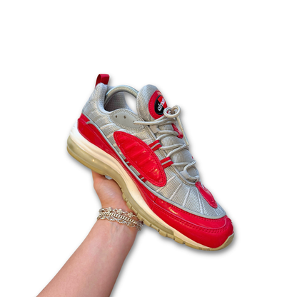 Nike Air Max 98 x Supreme 'Varsity Red' (US 9)