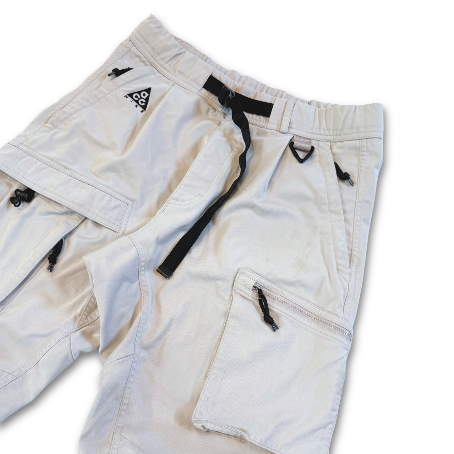NIKE ACG WOVEN CARGO PANTS (32")
