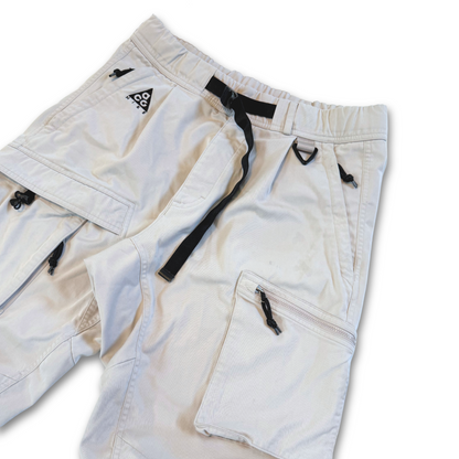 NIKE ACG WOVEN CARGO PANTS (32")