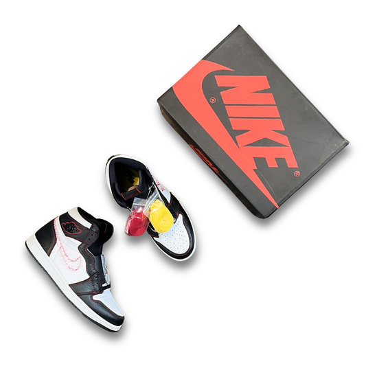 Nike Air Jordan 1 Retro High OG Defiant (US 10)