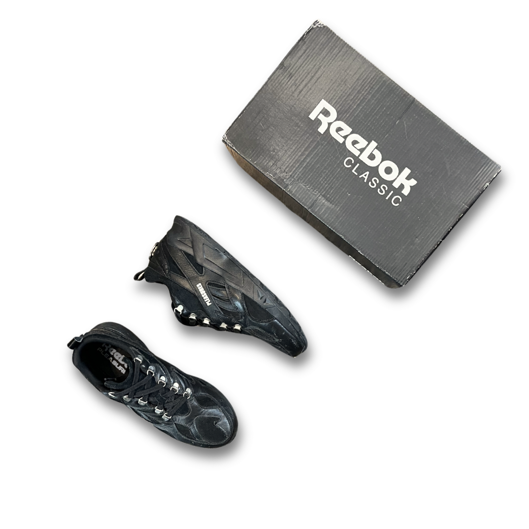 Pleasures X Reebok Aztrek (US 9)