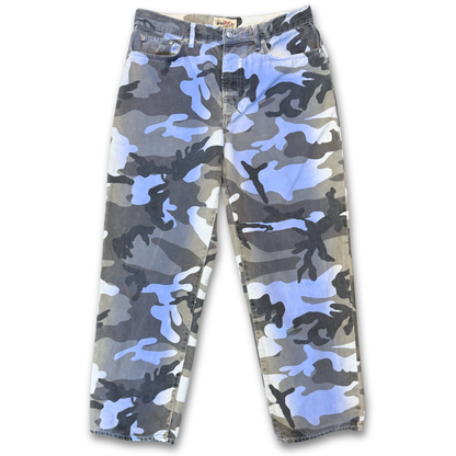 STUSSY "BIG OL" SPRAY CAMO JEANS (32")