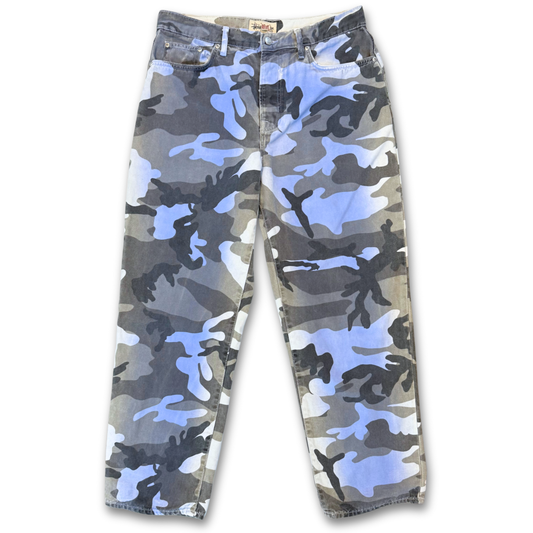 STUSSY "BIG OL" SPRAY CAMO JEANS (32")