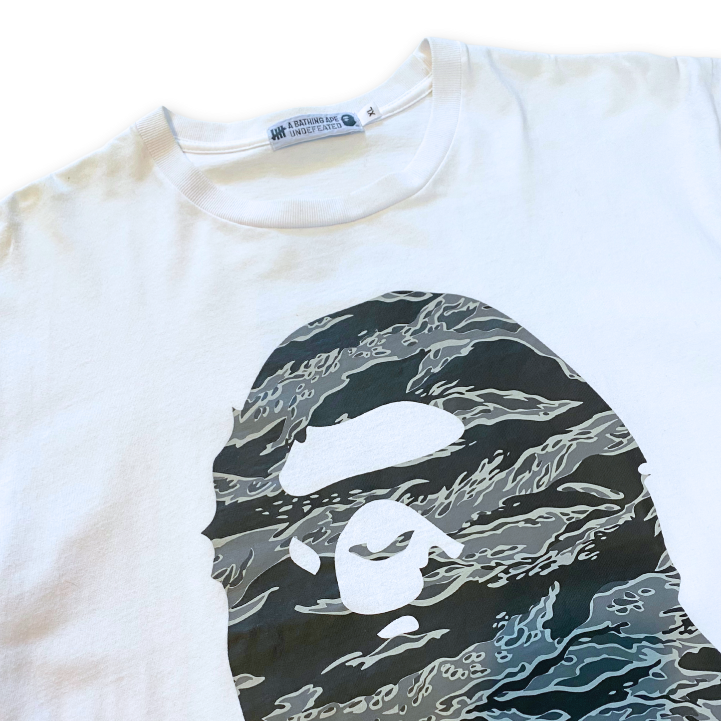 BAPE X UNDEFEATED TEE (L)