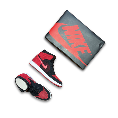 Jordan 1 Retro High Flyknit 'Bred' (US 10)