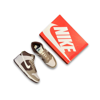 Nike Dunk High 'Light Chocolate' (US 10)