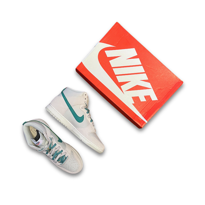 Nike Dunk High SE 'First Use - Green Noise' (US 10)