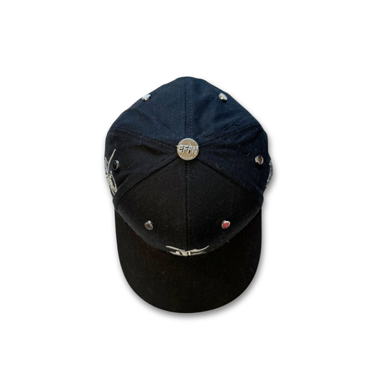 EFFN CLO STUDDED FITTED CAP