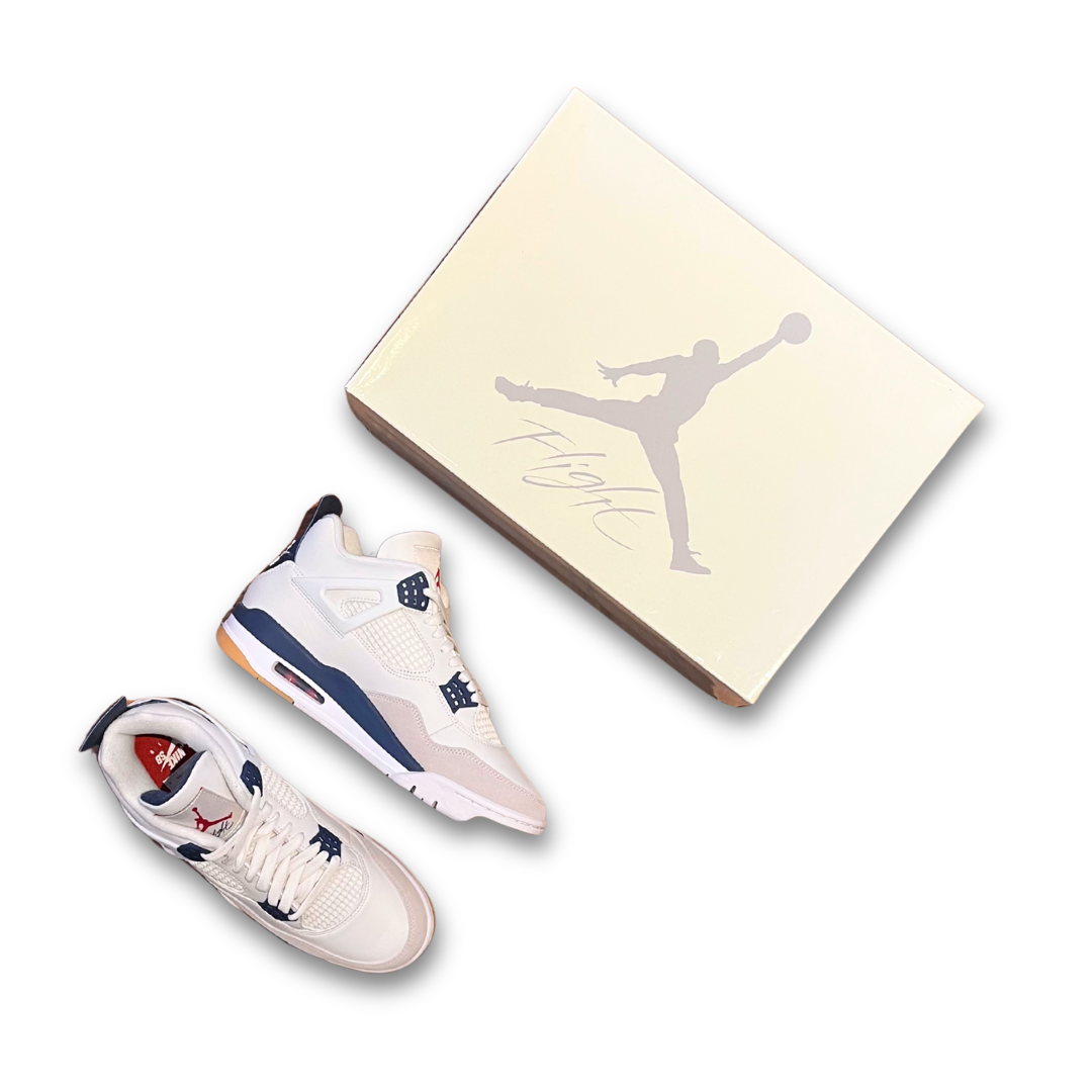 Nike SB x Jordan 4 Retro 'Navy' (US 9.5)