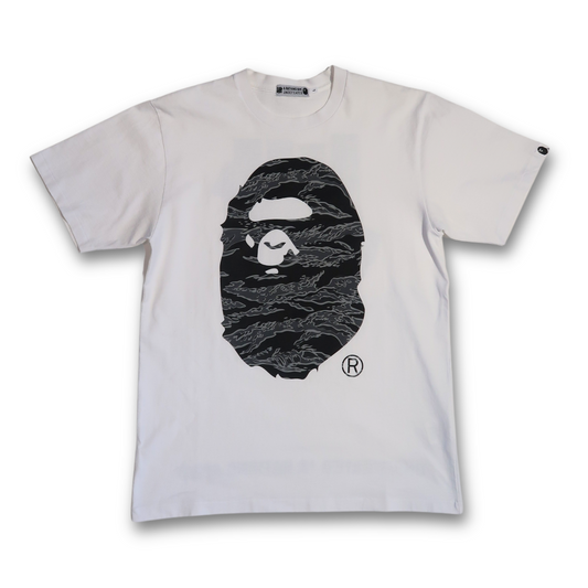 BAPE X UNDEFEATED APEHEAD TEE (L)