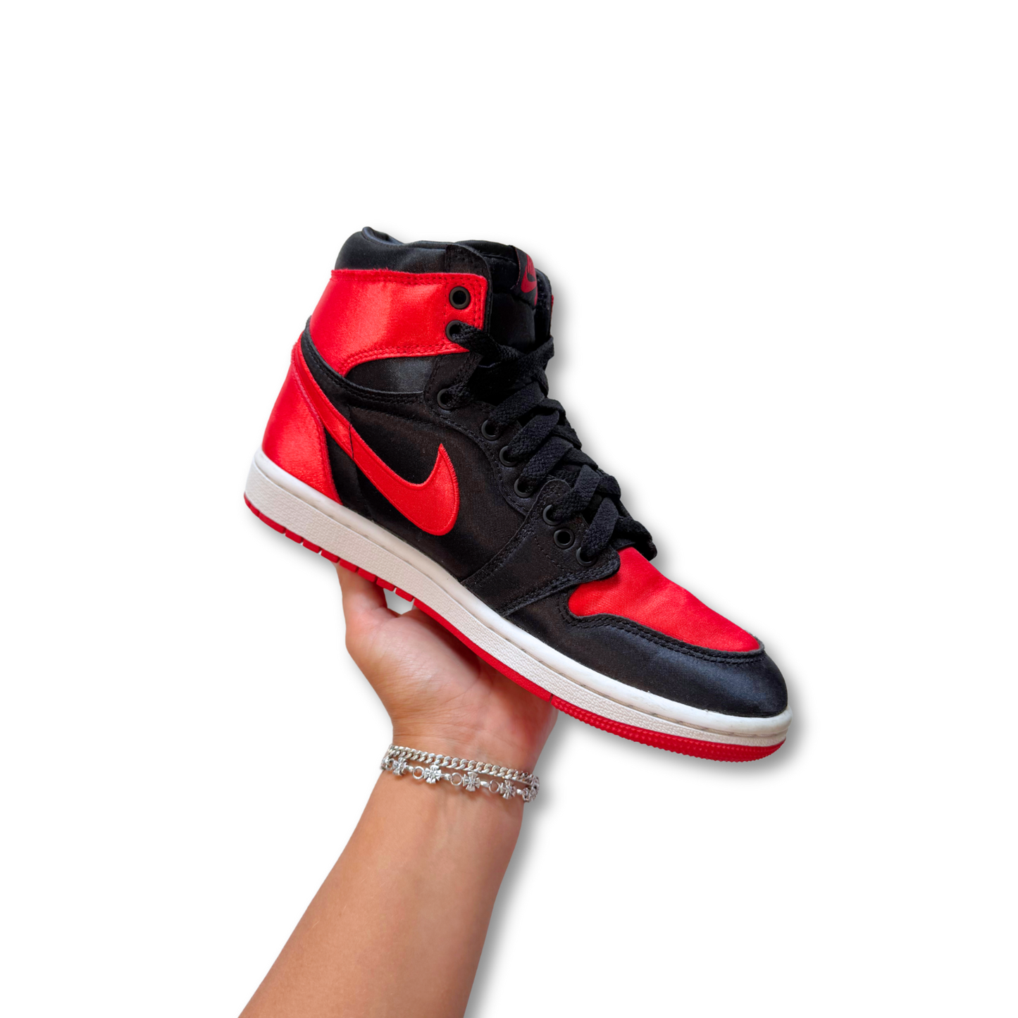 Air Jordan 1 Retro High OG "Satin Bred" (US 7)
