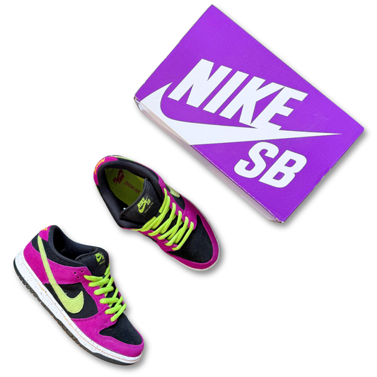 Nike SB Dunk Low Pro ACG Terra "Red Plum" (US 9)