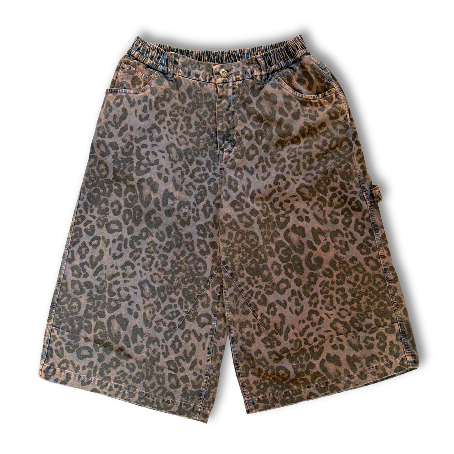 VIC LEOPARD PRINT OVERSIZED SHORTS (32")