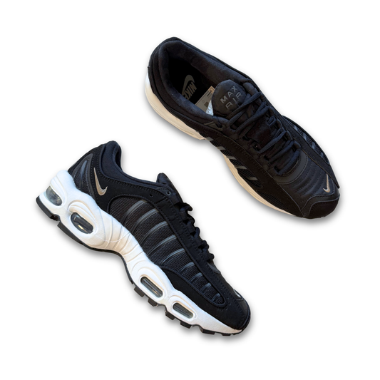 NIKE AIR MAX TAILWIND 4 'BLACK KHAKI' (US 8.5)