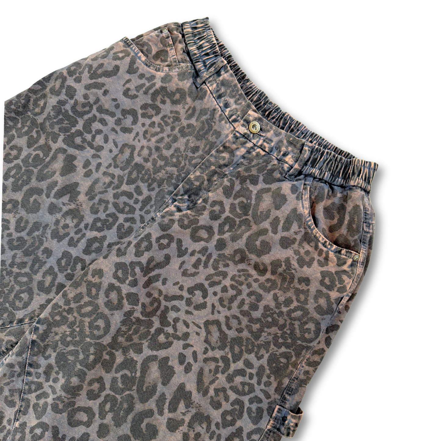 VIC LEOPARD PRINT OVERSIZED SHORTS (32")