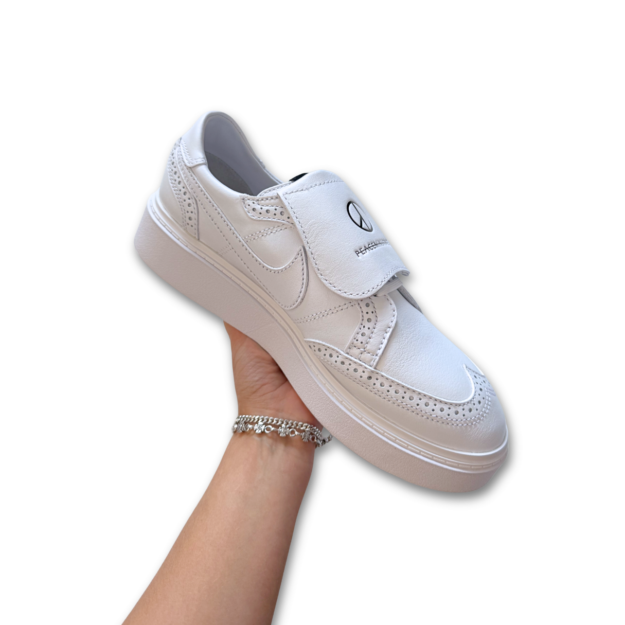 Nike Kwondo 1 G-Dragon Peaceminusone Triple White (US 10)
