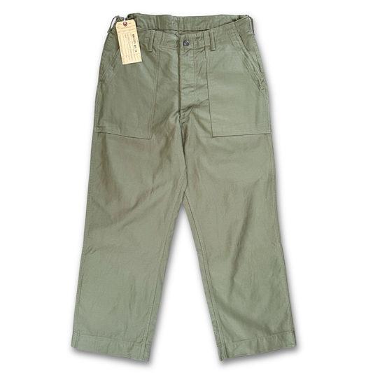 MFG CO MILITARY PANTS (38")