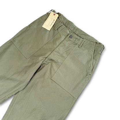 MFG CO MILITARY PANTS (38")