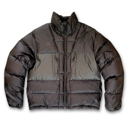 NIKE ACG GOOSE DOWN PUFFER JACKET (L)