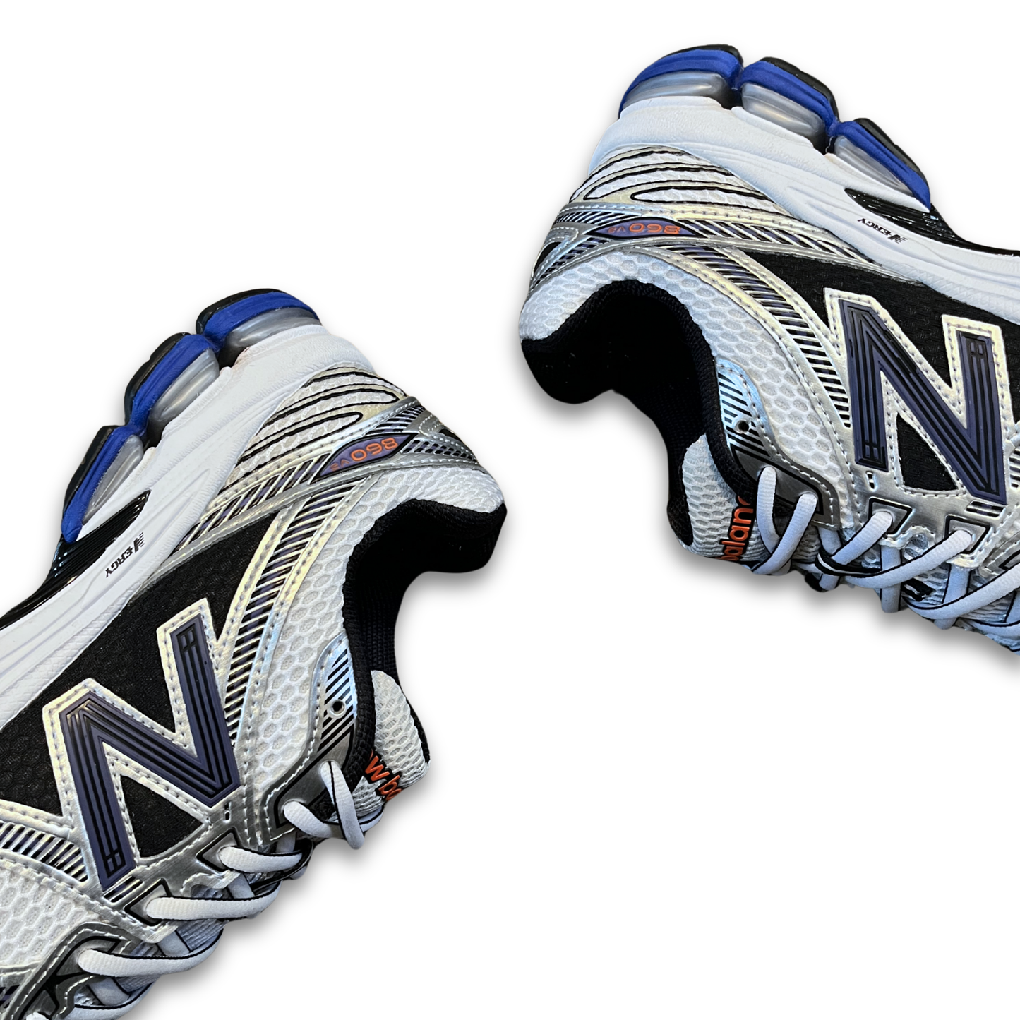 New Balance 860v2 (US 10)
