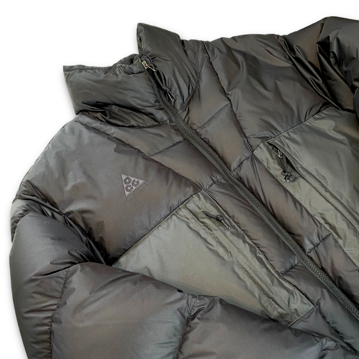 NIKE ACG GOOSE DOWN PUFFER JACKET (L)