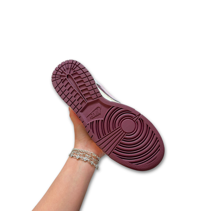 Nike Dunk Low Retro Prm 'Valentine's Day 2023' (US 7.5)