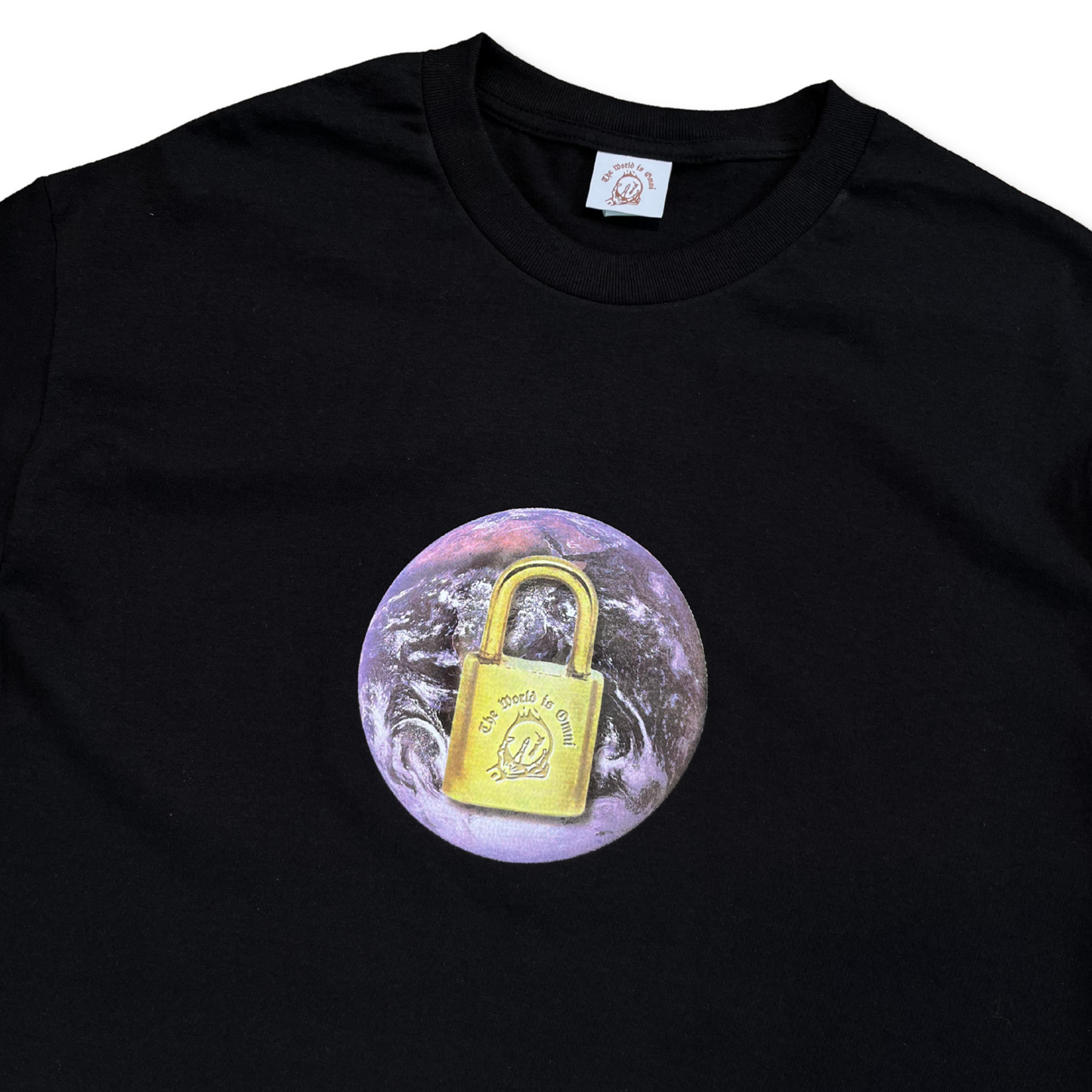 OMNI 'WORLD ON LOCK' TEE - BLACK