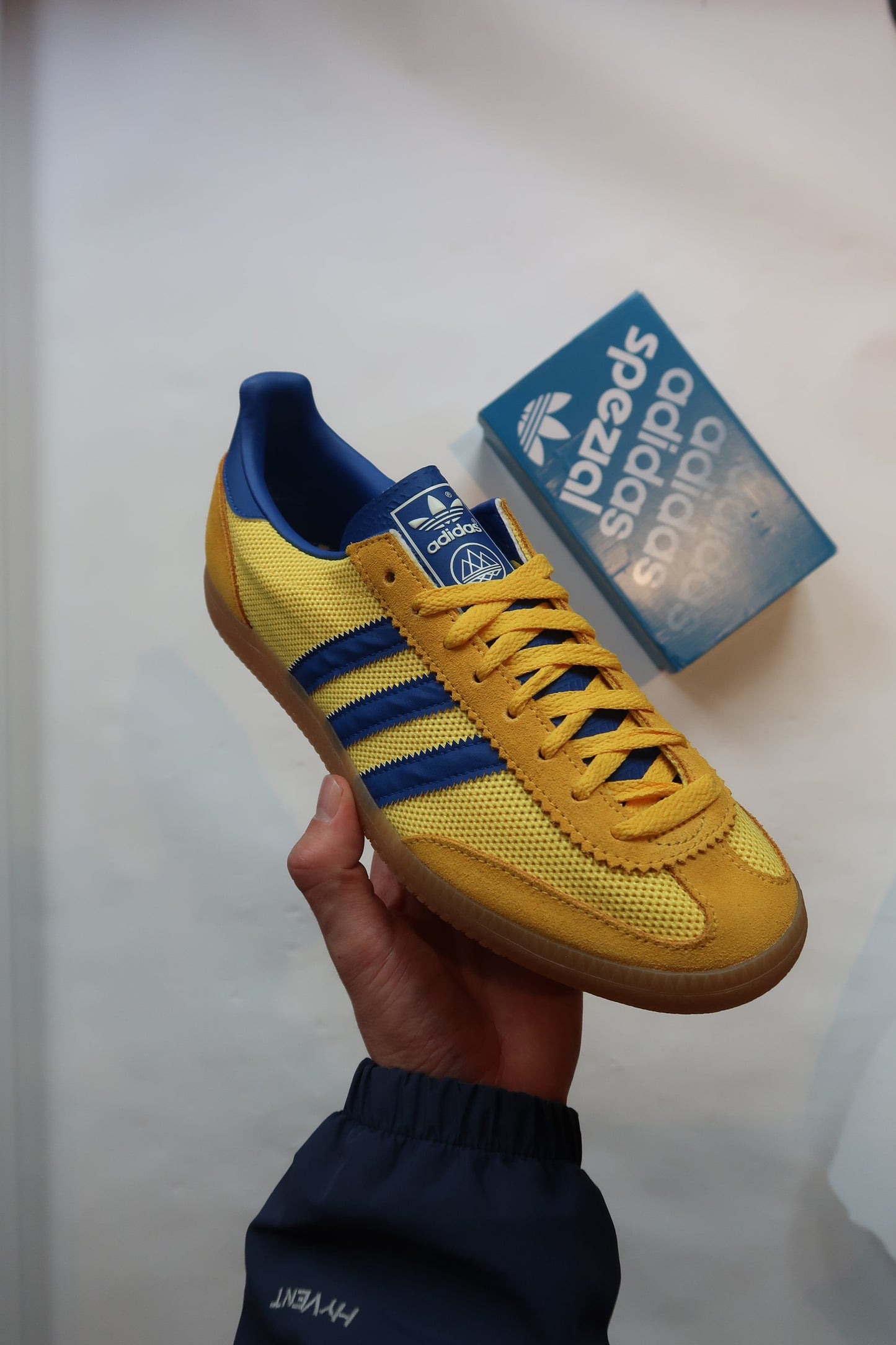 ADIDAS MALMO NET SPEZIAL  (US 9)